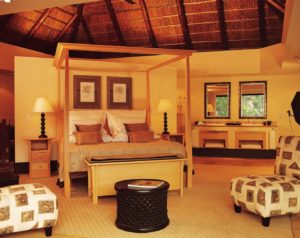 The Eagles Crag bedroom at Shamwari Game Reserve