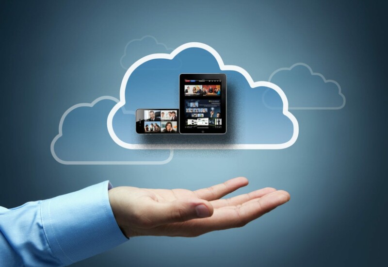 Cloud computing concept with copy space