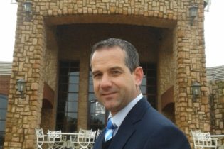 Gooderson Kloppenheim Country Estate Hotel – and its general manager, the gregarious Francois Roux