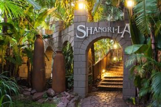 Shangri-La Country Hotel