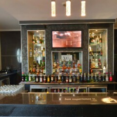 Velmore Hotel Estate & Spa-bar