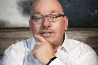 John Arvanitakis, CEO and founder of Chat’r Xperience